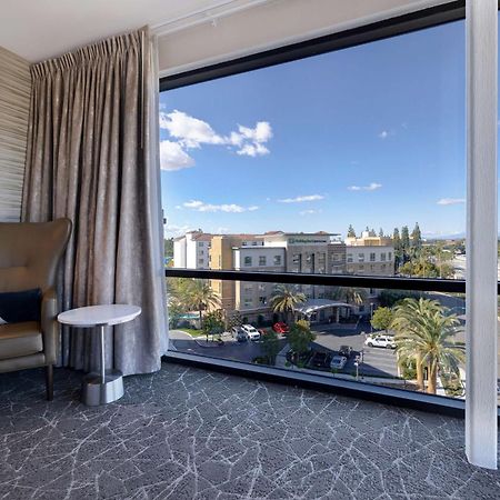 Hilton Garden Inn Anaheim Resort Екстер'єр фото
