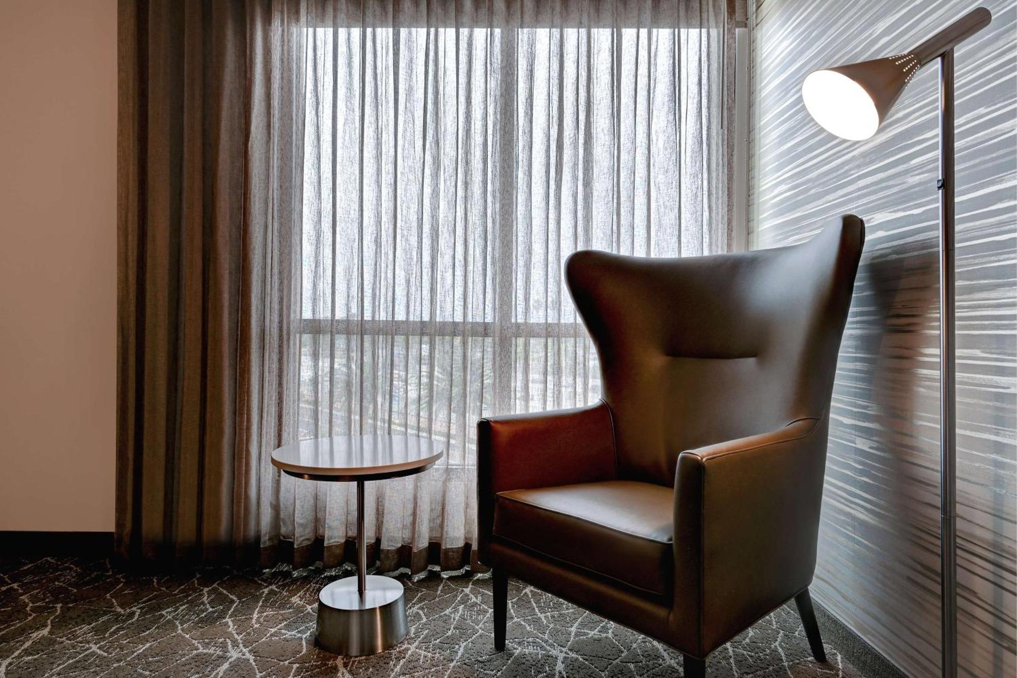 Hilton Garden Inn Anaheim Resort Екстер'єр фото