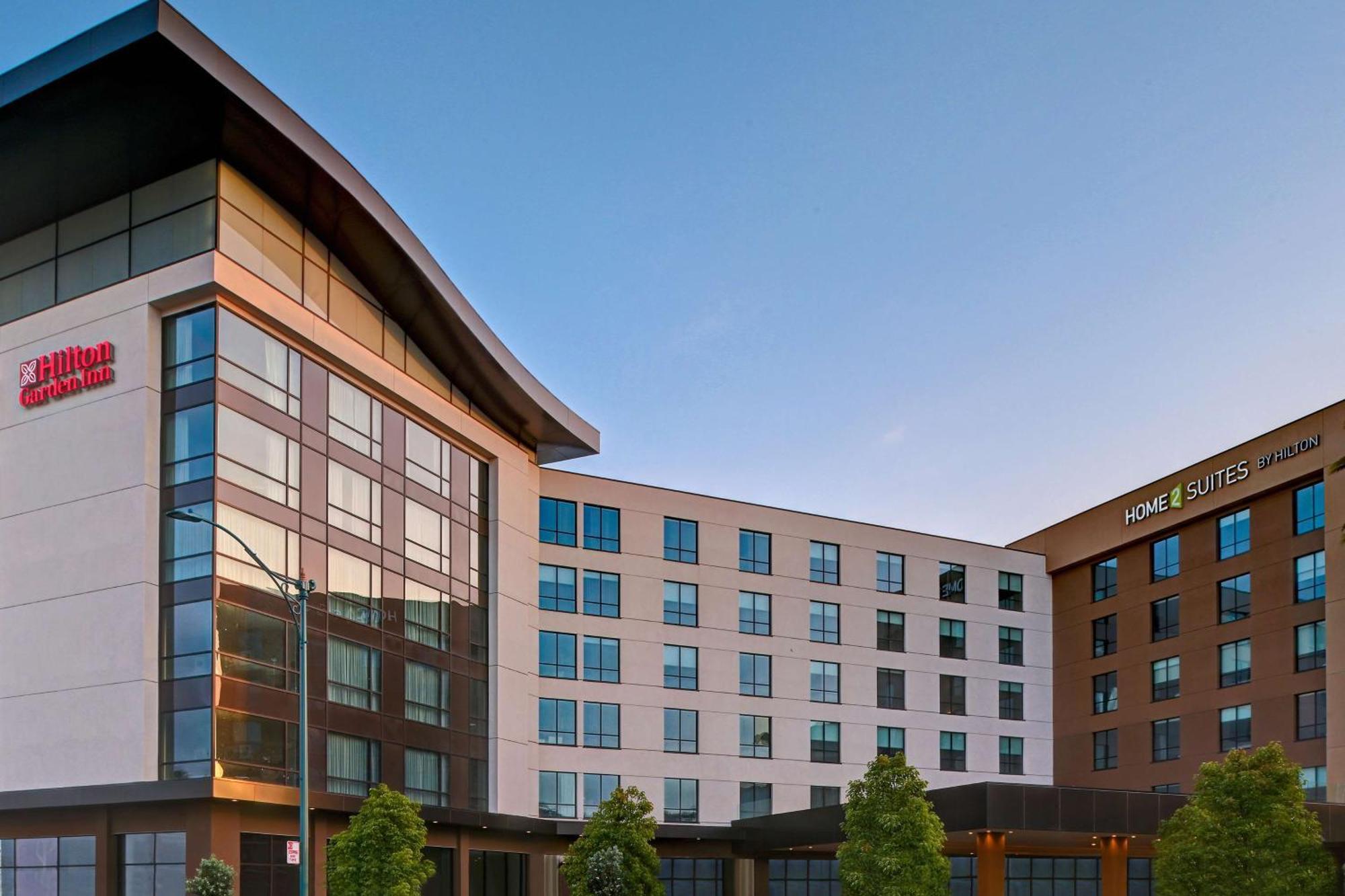 Hilton Garden Inn Anaheim Resort Екстер'єр фото