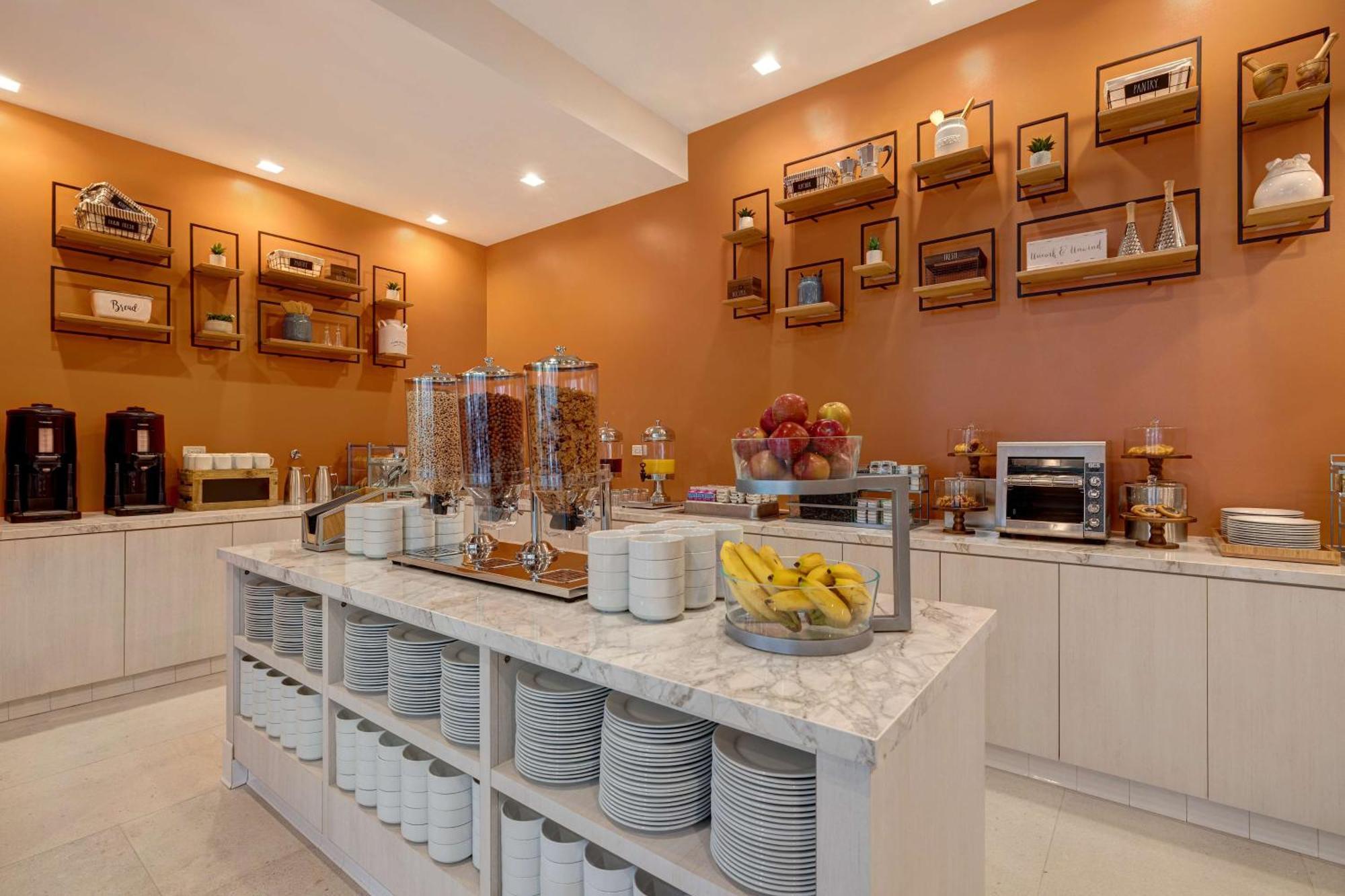 Hilton Garden Inn Anaheim Resort Екстер'єр фото